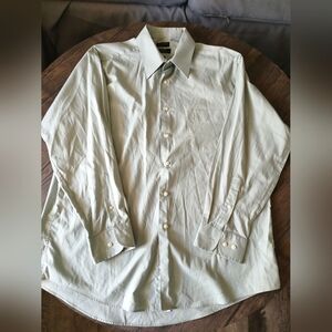 Size large mens button down shirt